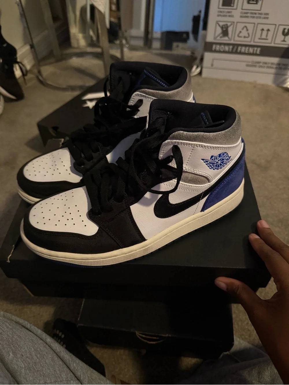 Air Jordan 1 Mid SE White/Black/Royal Blue